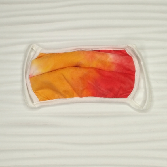 FACIAL MASKS - NON SURGICAL - 3 pack - BRAND NEW - Picture 3 of 4